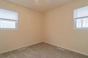 7122 Southeastern Ave, Hammond, IN 46324 - Photo 17