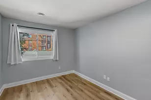 2049 45th St, Highland, IN 46322 - Photo 7