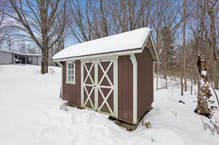 126 Country Club Dr, La Porte, IN 46350 - Photo 9