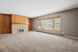 126 Country Club Dr, La Porte, IN 46350 - Photo 13