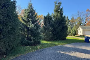 126 Country Club Dr, La Porte, IN 46350 - Photo 35