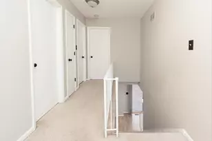 239 Carnoustie Ct, Schererville, IN 46375 - Photo 9