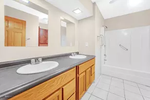 2880 Oklahoma St, Lake Station, IN 46405 - Photo 7