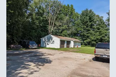 812 W Daumer Road #C3, Kouts, IN 46347 - Photo 13