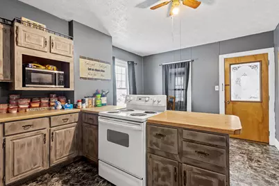 319 E Oak Street, Rensselaer, IN 47978 - Photo 11