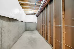 2111 Easton Park Dr, Chesterton, IN 46304 - Photo 29