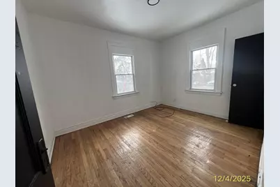 323 Garfield Street, Gary, IN 46404 - Photo 7