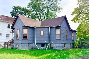 10 E Webb St, Hammond, IN 46320 - Photo 1