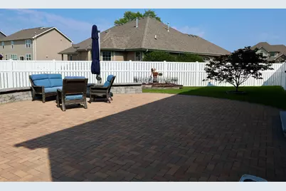 10052 Pearwood Drive, Saint John, IN 46373 - Photo 5