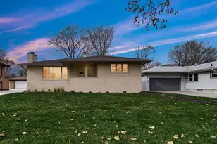 8224 Beech Ave, Munster, IN 46321 - Photo 29