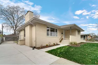 8224 Beech Avenue, Munster, IN 46321 - Photo 1