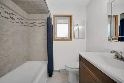 8224 Beech Avenue, Munster, IN 46321 - Photo 9