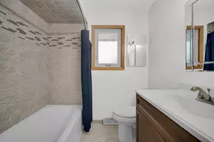 8224 Beech Ave, Munster, IN 46321 - Photo 9