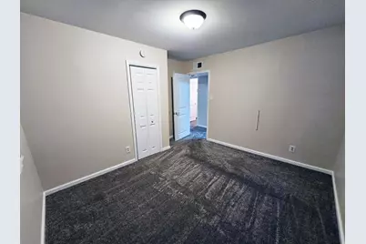 2725 W 42nd Avenue, Gary, IN 46408 - Photo 11