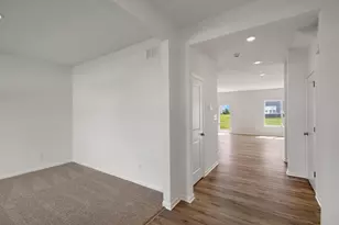 557 E 130th Ln, Crown Point, IN 46307 - Photo 3