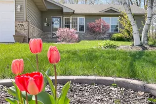 7391 Cedar Creek Cir, Portage, IN 46368 - Photo 3