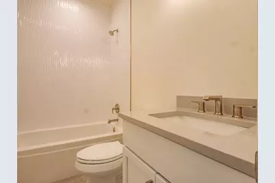 7522 E 116th Avenue, Crown Point, IN 46307 - Photo 3