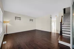 9163 W 103rd St, Saint John, IN 46373 - Photo 5