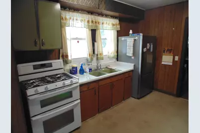 2901 Fairview Avenue, Lake Station, IN 46405 - Photo 7