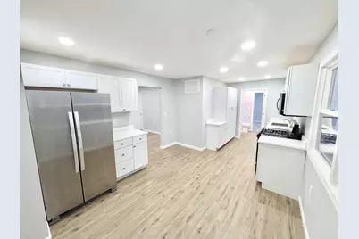 382 Pinewood Drive, Valparaiso, IN 46385 - Photo 3