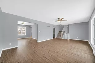 308 King Henry Dr, Schererville, IN 46375 - Photo 3