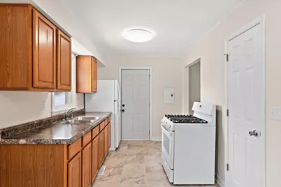 2782 Eleanor Street, Portage, IN 46368 - Photo 7