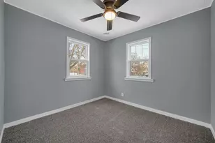 204 S Colorado St, Hobart, IN 46342 - Photo 7