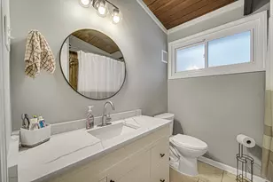 1840 W 61st Ave, Merrillville, IN 46410 - Photo 17