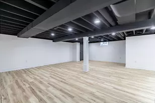 6806 Maryland Ave, Hammond, IN 46323 - Photo 25