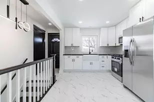 6806 Maryland Ave, Hammond, IN 46323 - Photo 17