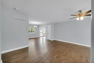 2684 W 61st Ave, Merrillville, IN 46410 - Photo 9