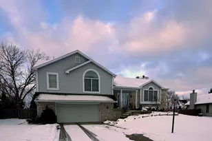 1518 W 96th Pl, Crown Point, IN 46307 - Photo 3