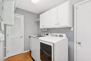 374 Glenallyn Dr, Valparaiso, IN 46383 - Photo 13