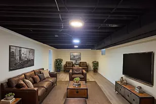 308 Pierce St, Gary, IN 46402 - Photo 19