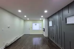 308 Pierce St, Gary, IN 46402 - Photo 5