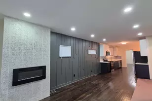 308 Pierce St, Gary, IN 46402 - Photo 3