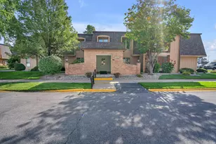 8745 Janeway Ct, Munster, IN 46321 - Photo 23