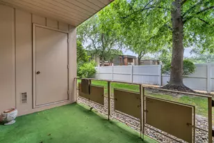 8745 Janeway Ct, Munster, IN 46321 - Photo 19