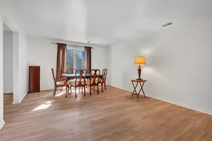 8745 Janeway Ct, Munster, IN 46321 - Photo 3