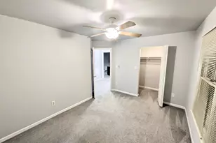 6089 Pennsylvania Dr, Merrillville, IN 46410 - Photo 9