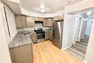 6089 Pennsylvania Dr, Merrillville, IN 46410 - Photo 3