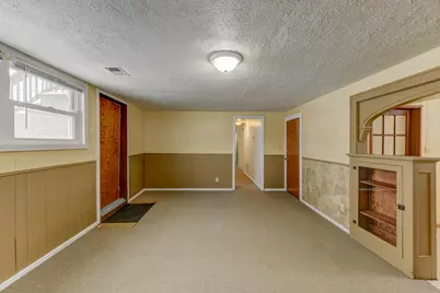 902 N Wood Street, Griffith, IN 46319 - Photo 7