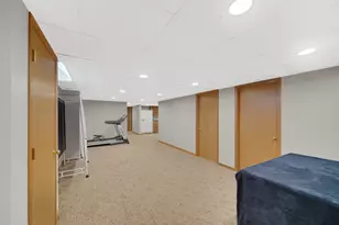 10845 Park St, Crown Point, IN 46307 - Photo 17