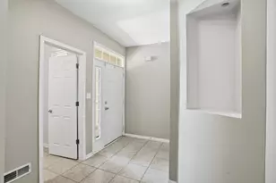 1224 Lily Ln, Schererville, IN 46375 - Photo 9