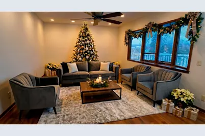 736 Cottonwood Drive, Dyer, IN 46311 - Photo 5