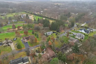 10906 Bunker Dr, Demotte, IN 46310 - Photo 9