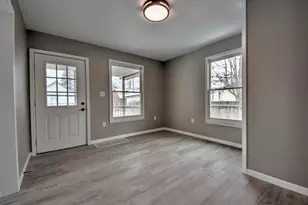 206 1/2 Ohio St, La Porte, IN 46350 - Photo 3