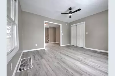 206 1/2 Ohio Street, La Porte, IN 46350 - Photo 5