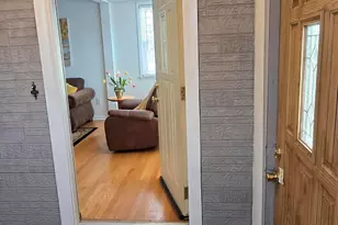 1647 Myrtle Ave, Whiting, IN 46394 - Photo 7