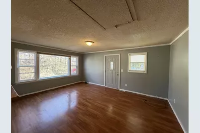 5706 W 43rd Avenue, Gary, IN 46408 - Photo 5